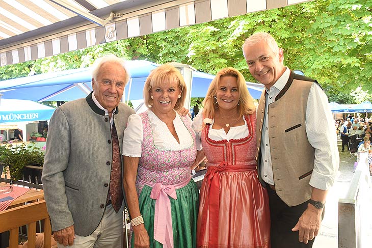 Günter und Margot Steinberg, Silja Schrank-Steinberg, Hofbräu Direktor Dr. Michael Möller (©Foto: Ingrid Grossmann)